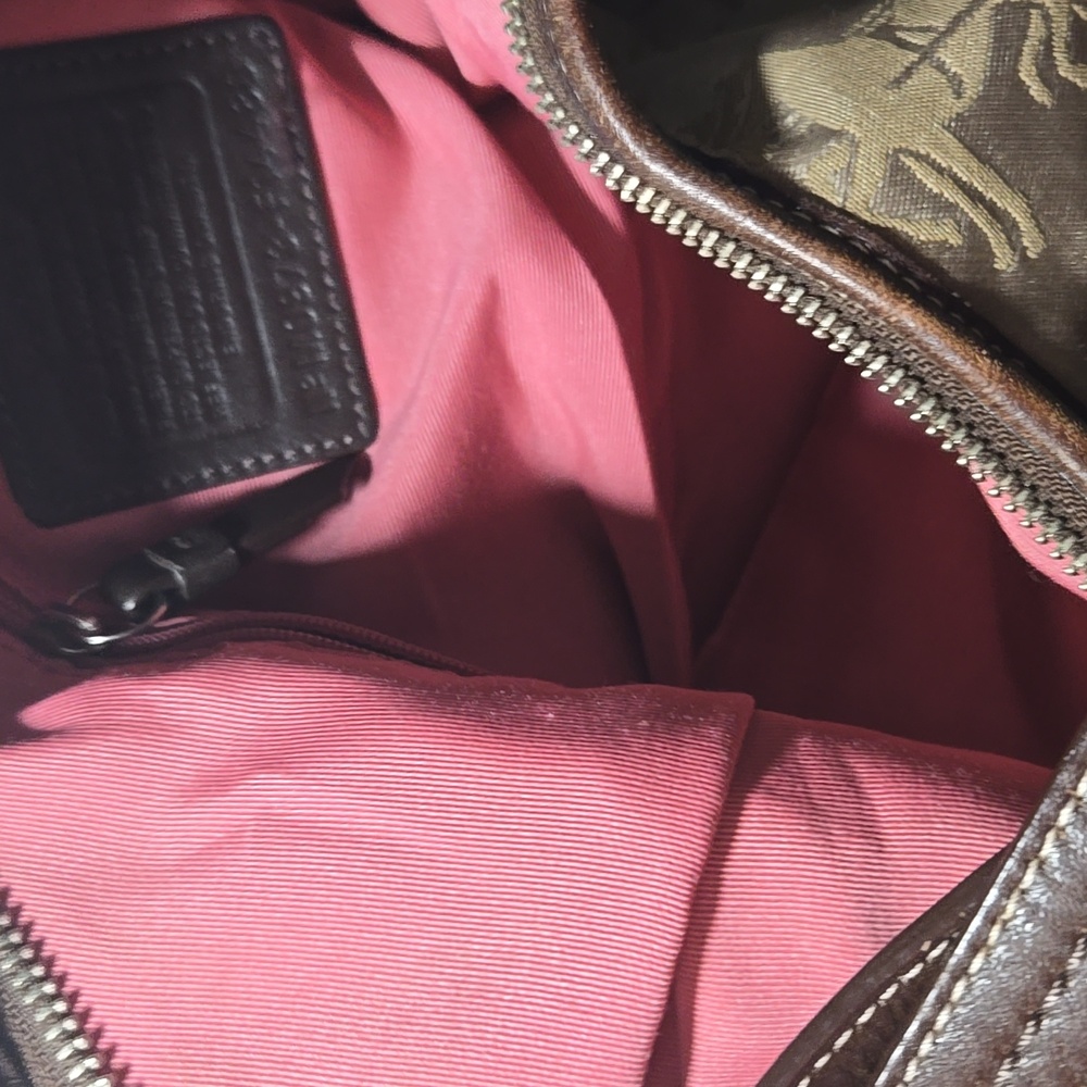 Coach Carriage Bag - Picture 5 of 8
